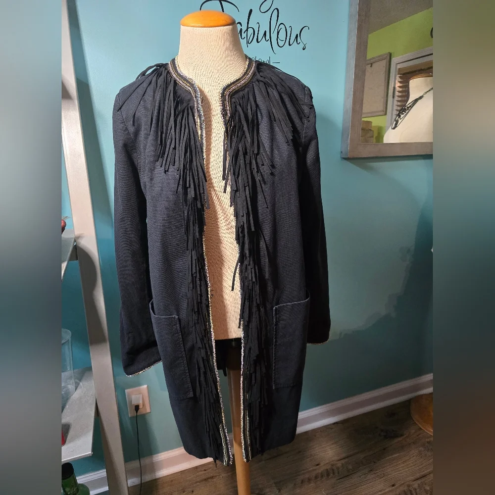 Ultra Chic Blonde No.8 Black Fringe Mid-length Coat